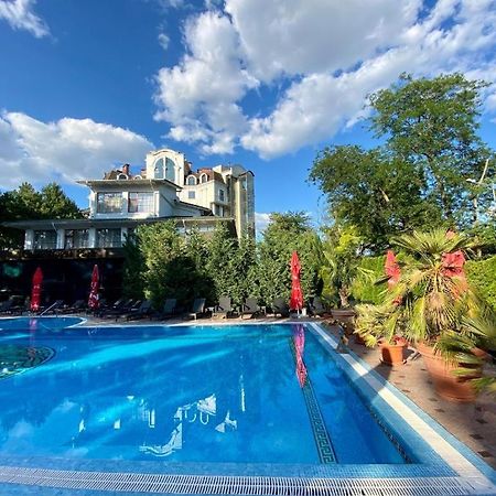 Hotel Royal Florence Chisinau Exterior photo