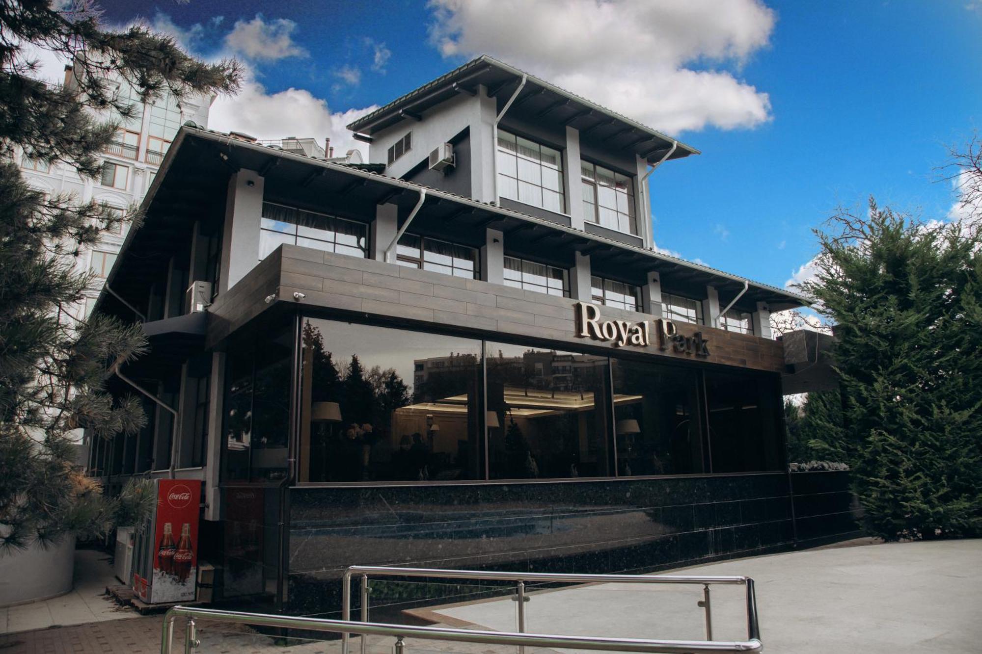 Hotel Royal Florence Chisinau Exterior photo
